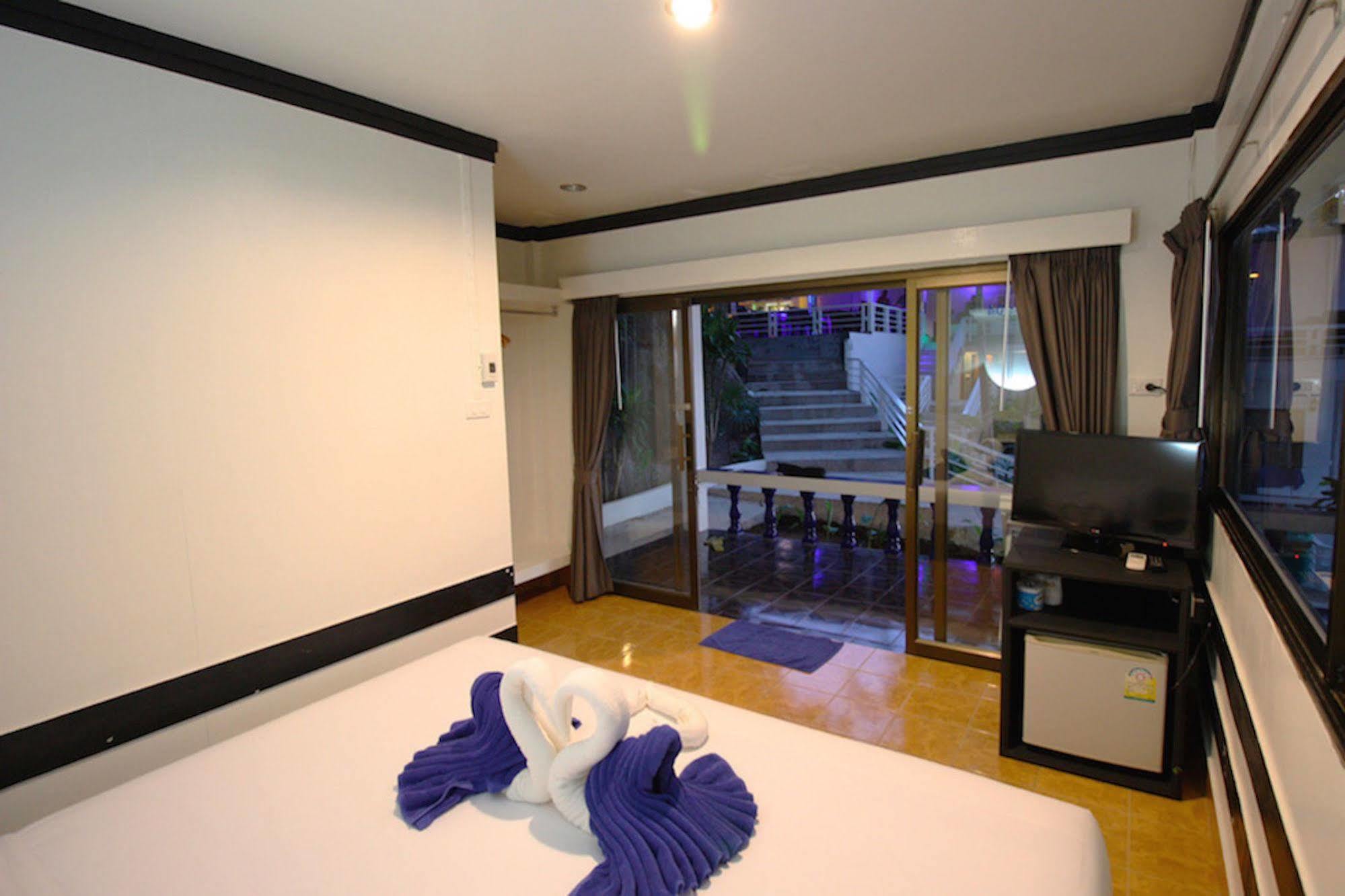 Simple Life Talay & Divers Resort Тао Екстер'єр фото