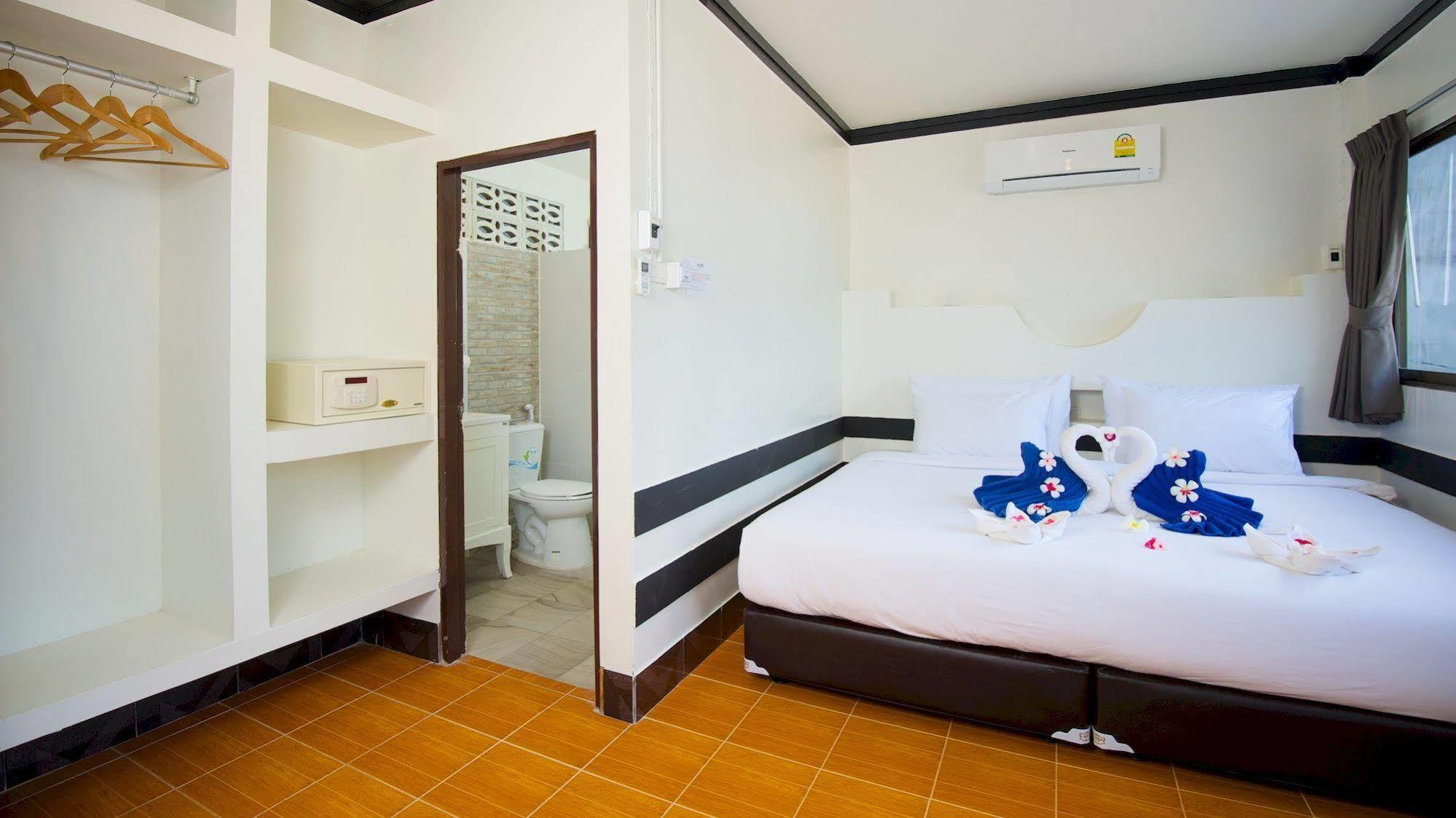 Simple Life Talay & Divers Resort Тао Екстер'єр фото
